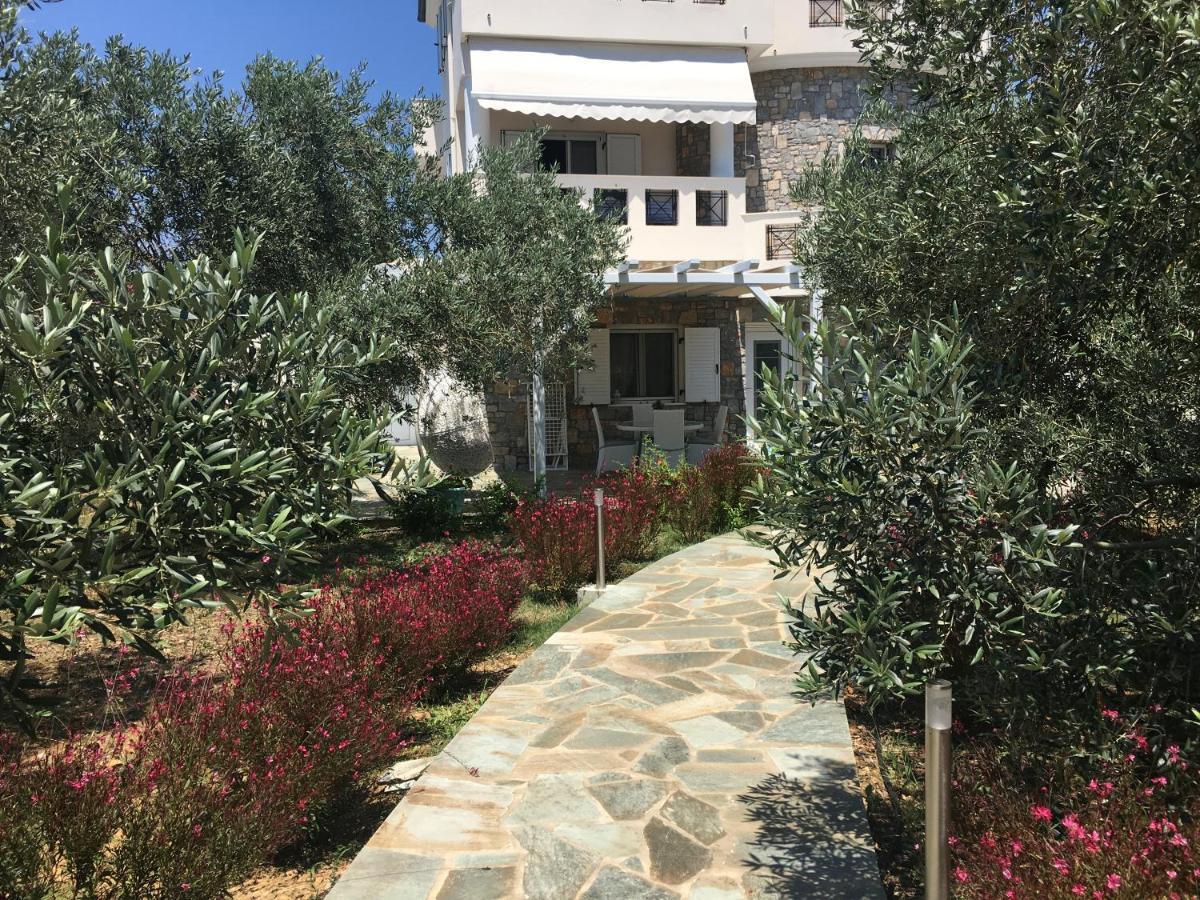 Chiqui Luxury Apartments Alónnisos Екстериор снимка
